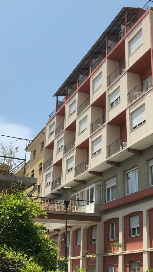 Hotel Robinia Империя Экстерьер фото